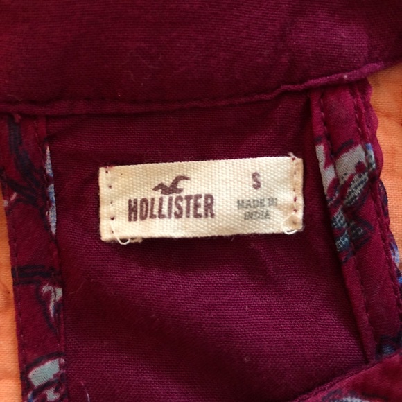 Floral Hollister Halter Top - Picture 3 of 3